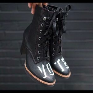 NIB LE Naturalizer Callie, “Vote” boot 8